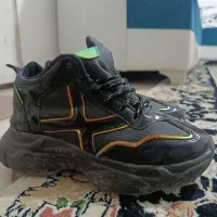 کتانی سالم درحدسایز39