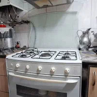 کابینت سالم وتمیز بدنه فلز درب ام دی اف