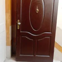 درب چوبی شیک با قیمت مناسب
