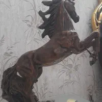 مجسمه اسب پلی استر ۹۰۰۰۰۰نهصدهرارتومن
