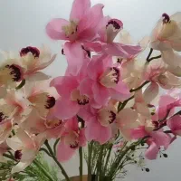 گل و گلدان طلایی استیل رنگ ثابت بسیار زیبا