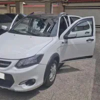 کوییک r مشکی سفید