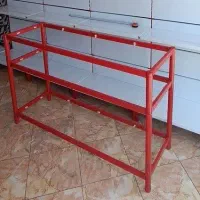 ویترین فلزی