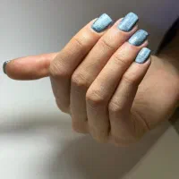 اموزش کاشت ناخن