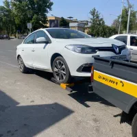 امدادخودرو خودروبر  نیسان  یدک کش چرخگیر ۲۴ساعت