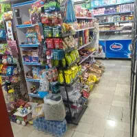 کارگر سوپر مارکت نیمه ماهر