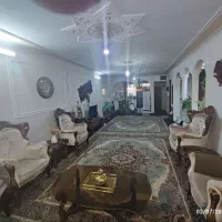 240-متر-مجموعه-ویلایی-به-همراه-دو-مغازه-تجاری-دائم