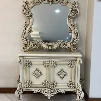 آینه و کنسول