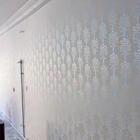 نقاشی طرح کاغذدیداری وسفید کاری با رنگ پلاستیک