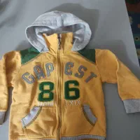 چند تا لباس بچگانه