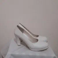 کفش و  کتونی