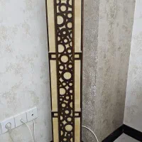 آباژور  ایستاده