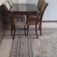 میز نهار خوری چهار نفره