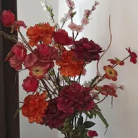 گل و گلدان مصنوعی