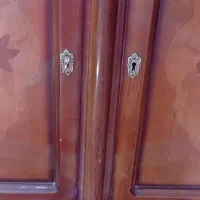 بوفه (ویترین شیشه‌ای دو تیکه )