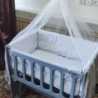 تخت گهواره نوزاد