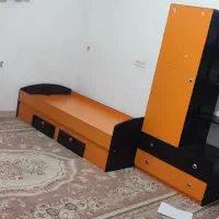تخت و کمد