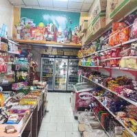 فروشنده خانم و آقا