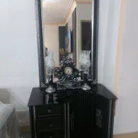 آینه و شمعدان و کنسول