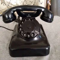تلفن قدیمی