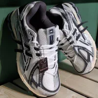 کتونی نیوبالانس new balance 1906 ویتنامی مستر