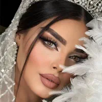 میکاپ کار سیار هستم