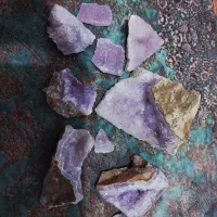 سنگ آمیتیست