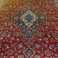 فرش کاشان لاکی