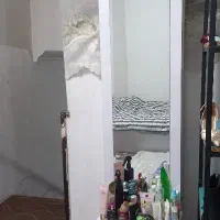 تخت‌آینه‌تخت‌خواب