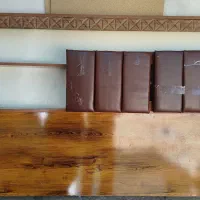 تخت دونفره با تشک و میز آرایشی