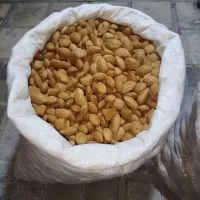 حدود30کیلو بادام نسبتاً پوست کاغذی(سفید)شیرین+گردو