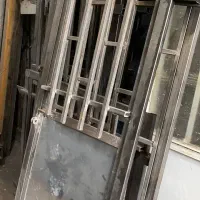جوشکاری ساخت انواع درب و پنجره فلزی