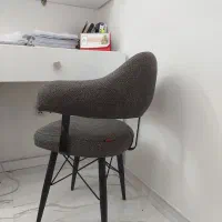 صندلی فلزی