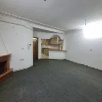 واحد طبقه همکف ۷۰ متر انتهای شهرک دانش