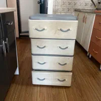 فایل چهار کشو بزرگ