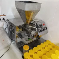 دستگاه روغن گیری در حد نو