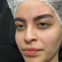 اموزش و خدمات ارایش دائم فیبروز شید لب بن مژه