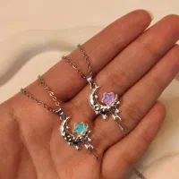 گردنبند ماه