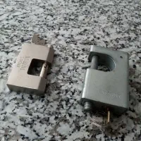 ذوعدد قفل کتابی محکم سالم باکلید ودوعددمقزی در