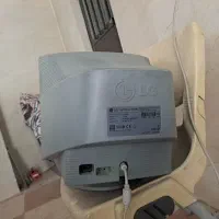دو عدد مانیتور ال جی crt