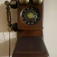 تلفن دیواری