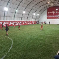 اجاره و رزرو چمن مصنوعی سرپوشیده