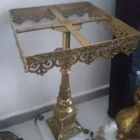 میز برنز با رویه سنگ مرمر