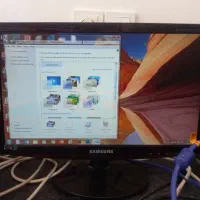 مانیتور ۱۹ اینچ LED سامسونگ دکمه لمسی تمیز