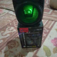 اسپیکر نو با کارتون با فلش