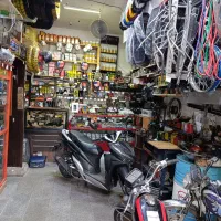 لوازم یدکی وتعمیرگاه موتور