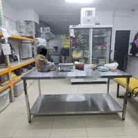 نیروی خدماتی در محیط همه خانم