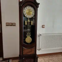 ساعت ایستاده از جنس چوب