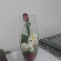 گل و گلدان