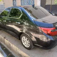 دنا پلاس دنده ای مدل 97 ساندروف داره
